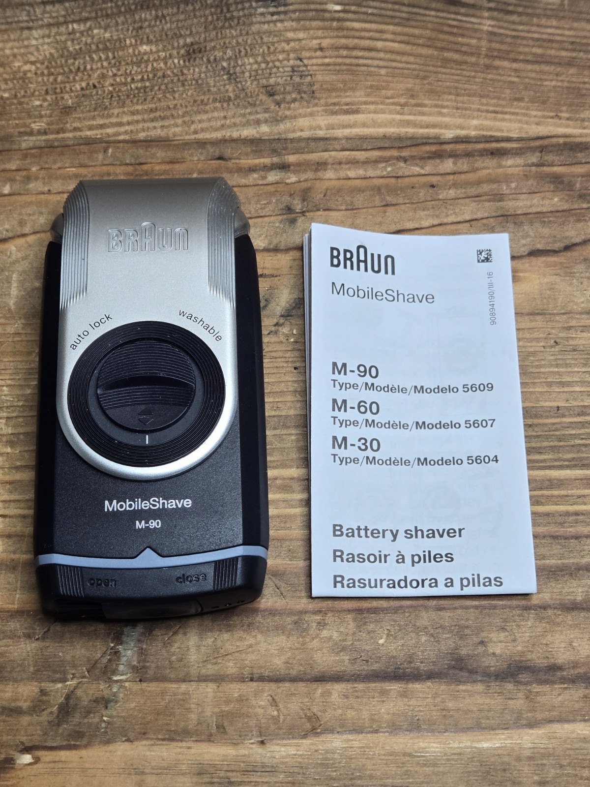 Braun M-90 Shaver Mobile Shave M-90 w/Tracking
