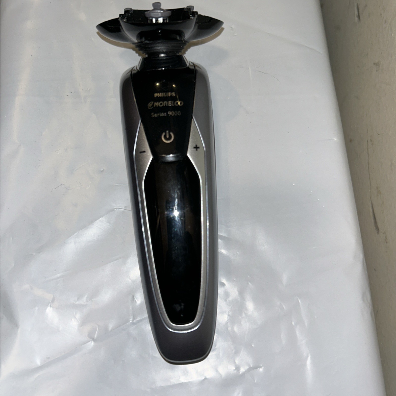 Philips Norelco Series 9000 Electric Shaver S9311, Missing Foil Head And AC Cord