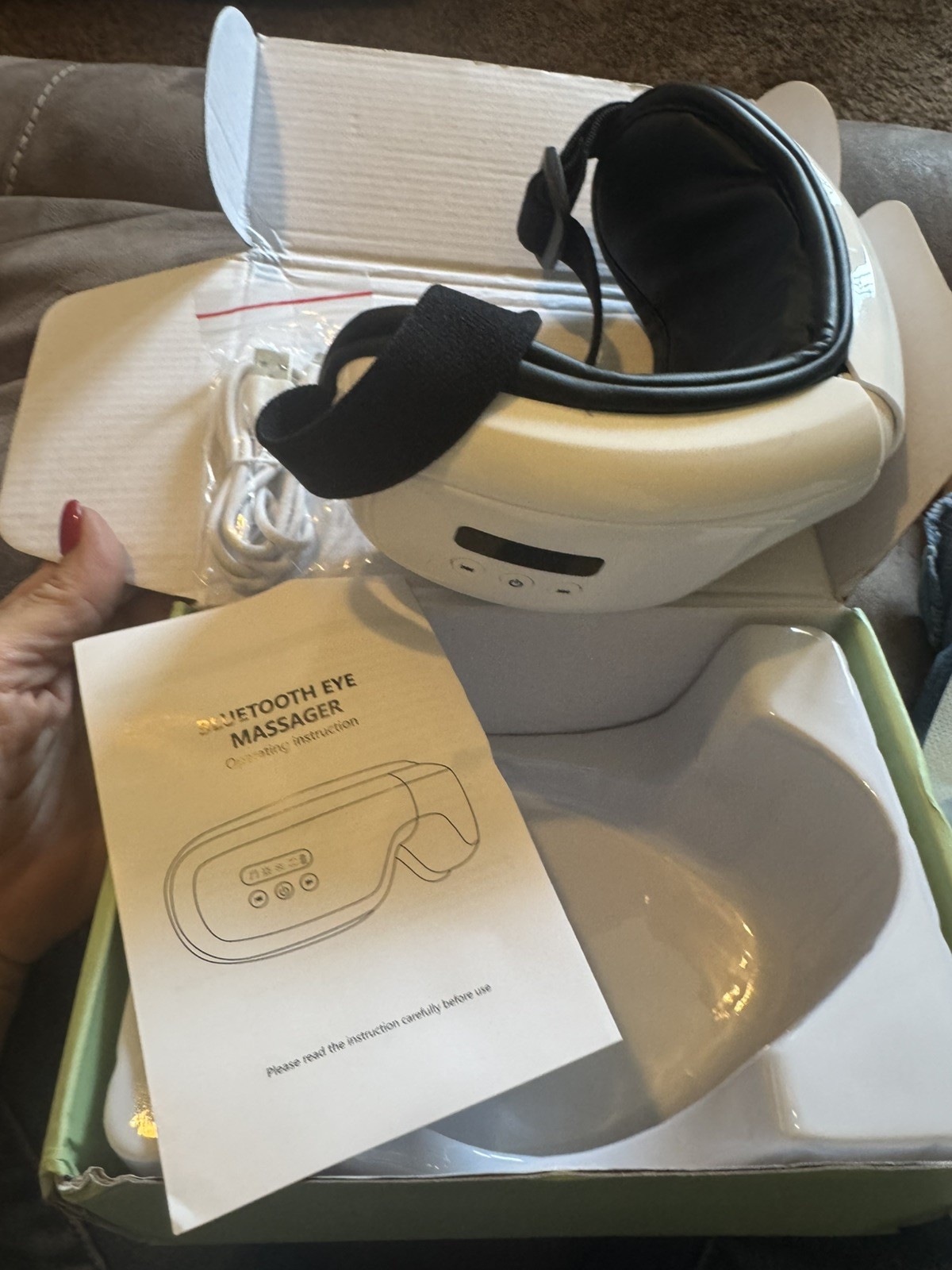 Eye Massager with Heat and Vibration Compression Bluetooth Music White USB