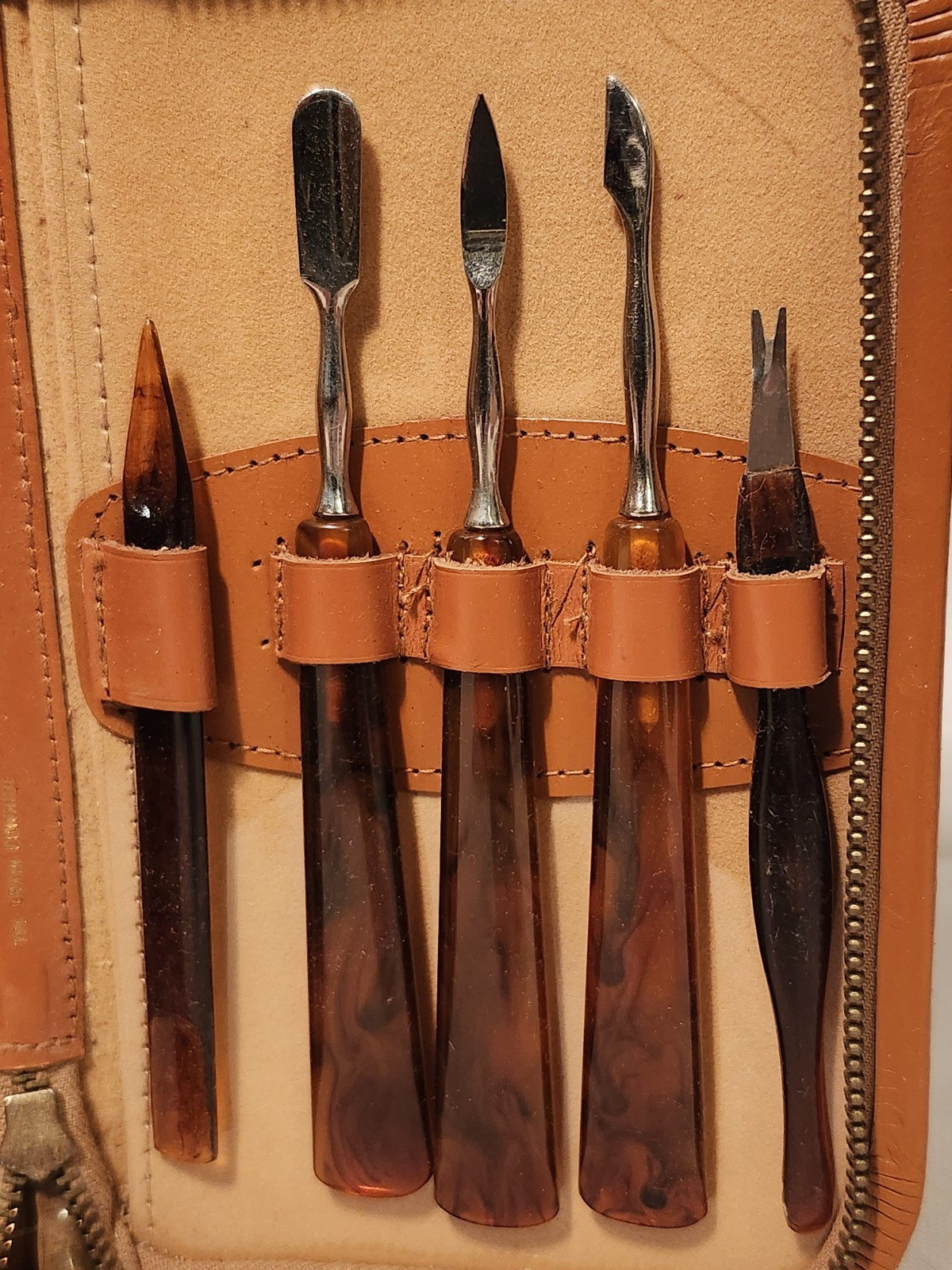 Vintage Nail Grooming Kit In Top Grain Cowhide Case – 7 pcs Made In Germany