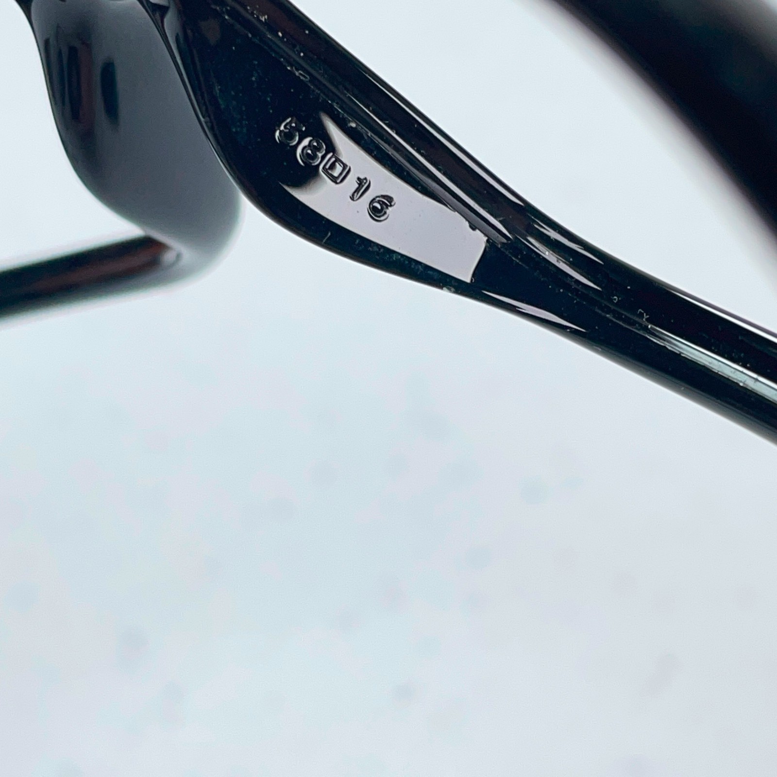 Carrera Sunglasses Wrap FRAME ONLY 58-16 – Unknown Model