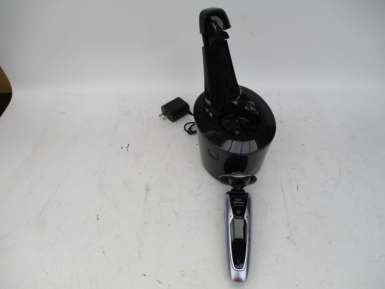 Philips Norelco 9000 Black Smart Clean Stand Electric Men’s Shaver S9311 *Read