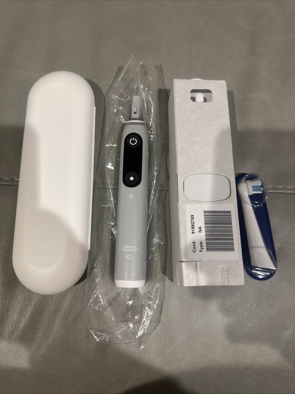 Oral-B iO Series 6 Electric Toothbrush – Gray Opal