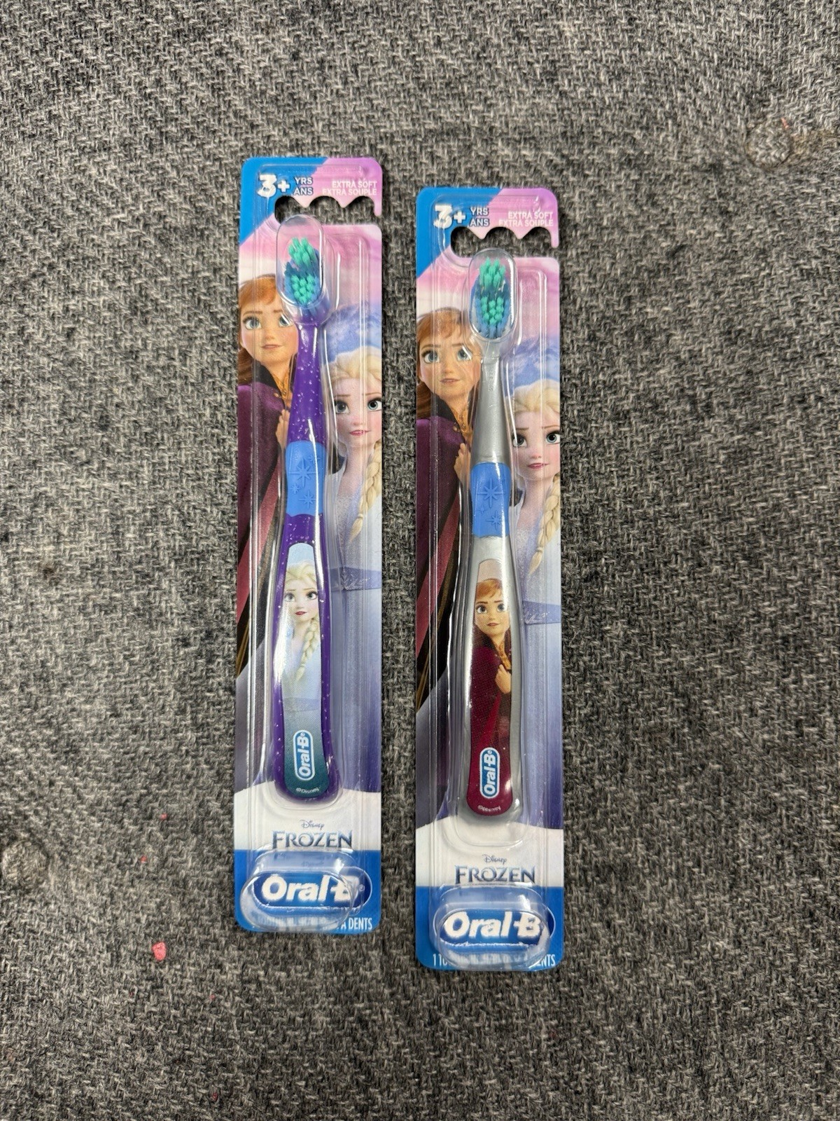 2 New Oral-B Disney FROZEN Kids 3+ Years Manual Extra Soft Toothbrushes