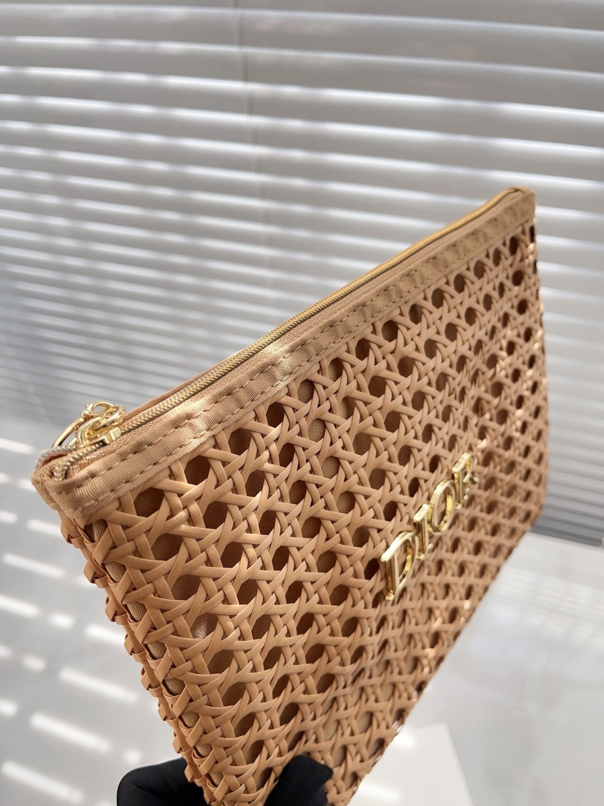 Neutral Beige Makeup Pouch – Summer 2026 Limited Drop Woven Cosmetic Organizer