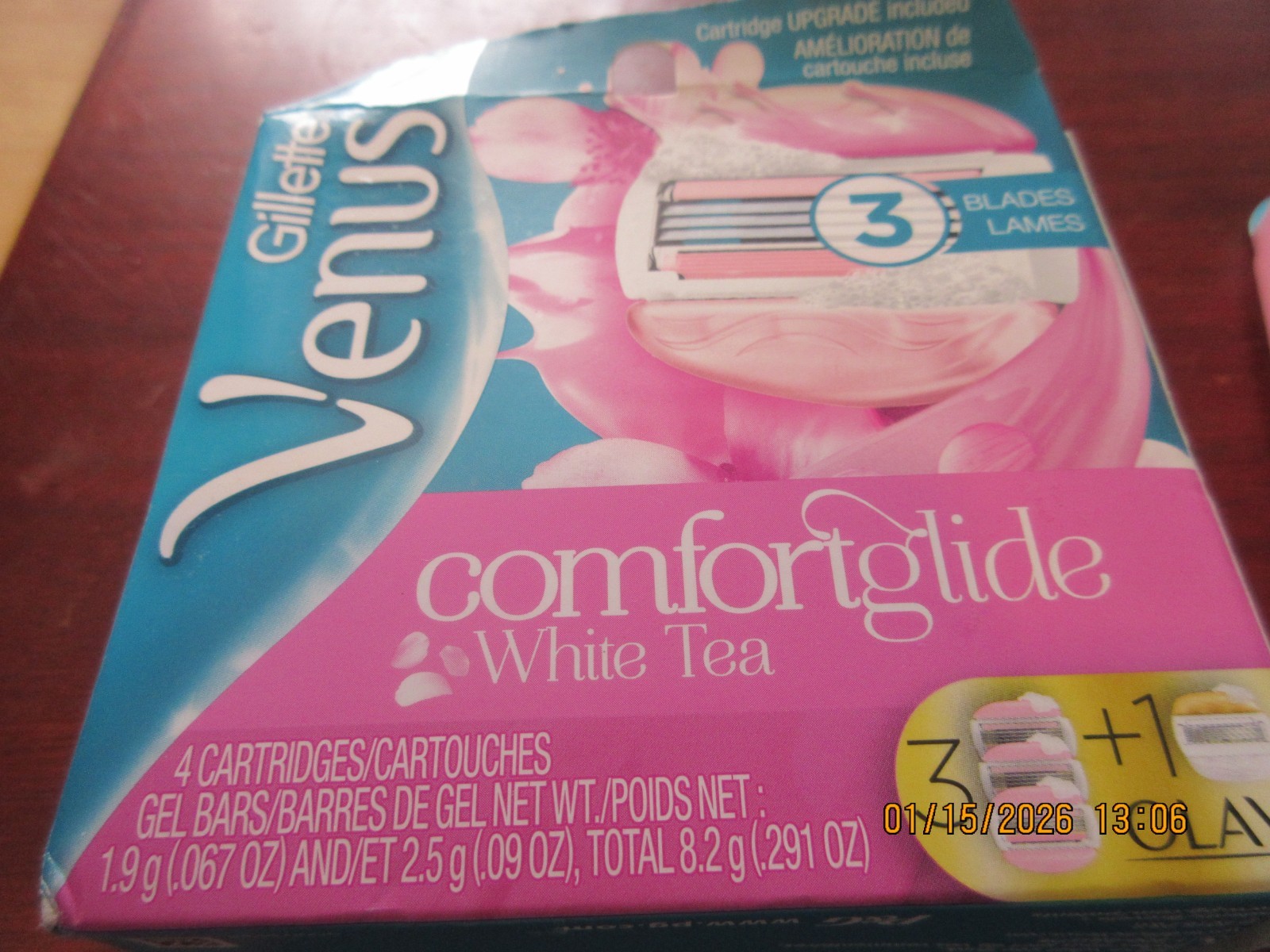Gillette Venus ComfortGlide White Tea, 4ct Women’s Razor Blade Refills