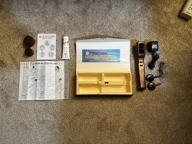 Doctron Electro-Thermo Acupuncture Model 303