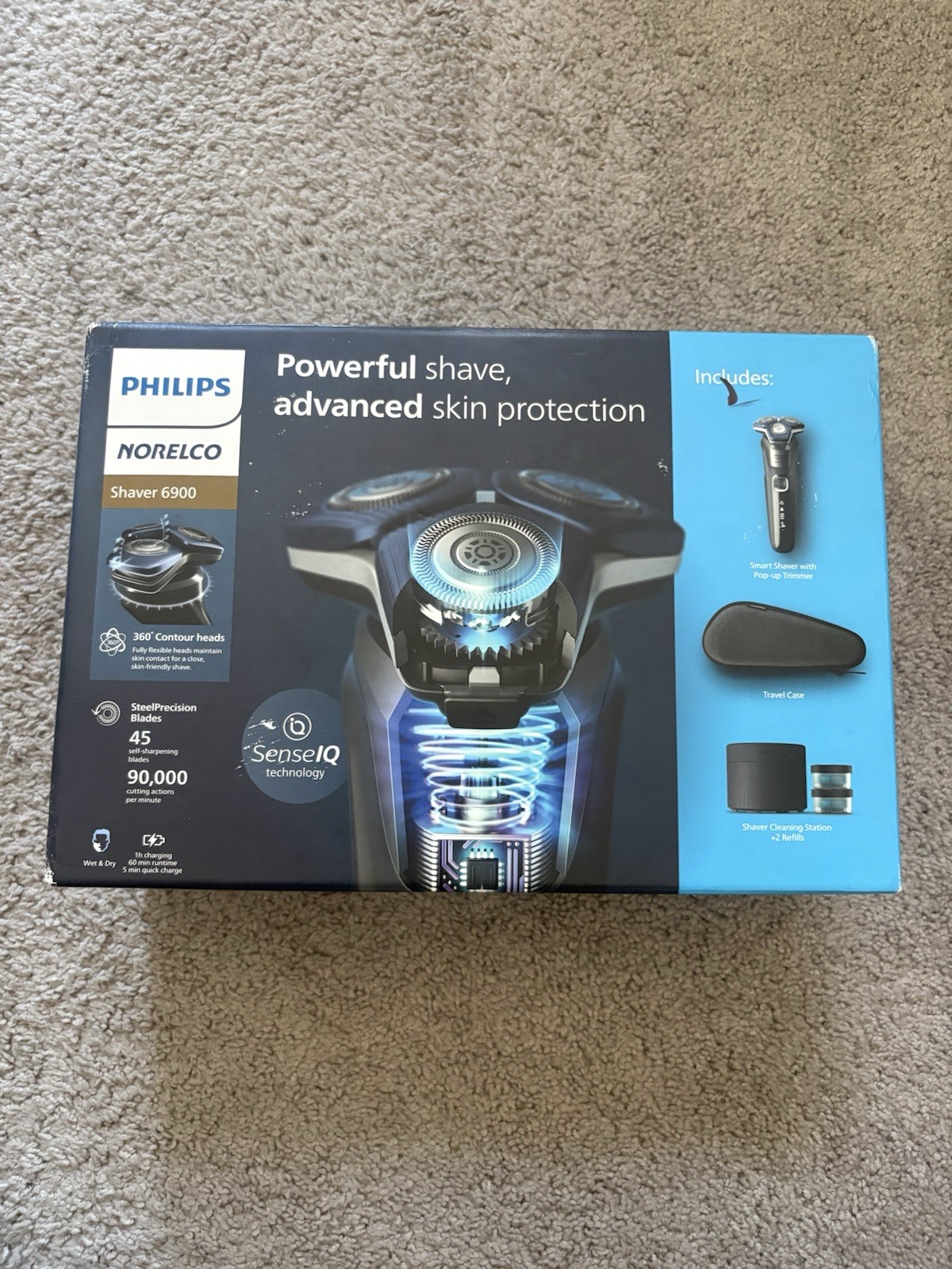 Philips Norelco Shaver 6900 with SenseIQ and Quick Clean Pod Series 6000