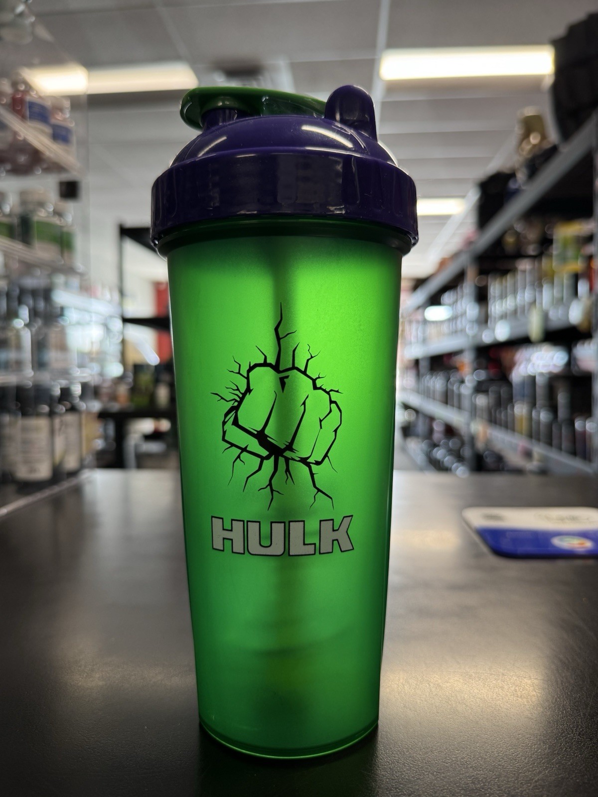 Marvel Incredible Hulk Shaker W/Mixing Rod and Coil 24oz *New* FREE SHIPPING!!