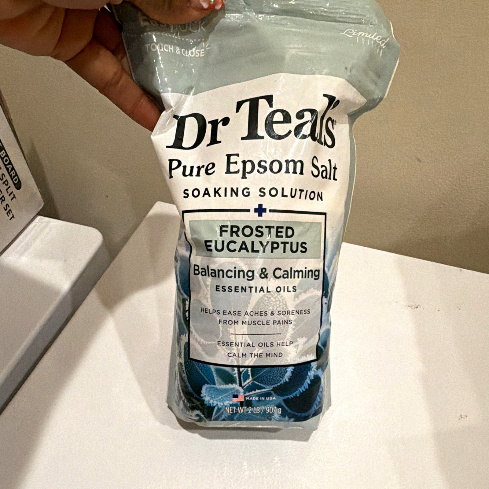 Dr Teal’s Pure Epsom Salts Soaking Solution Frosted Eucalyptus, 2 lb