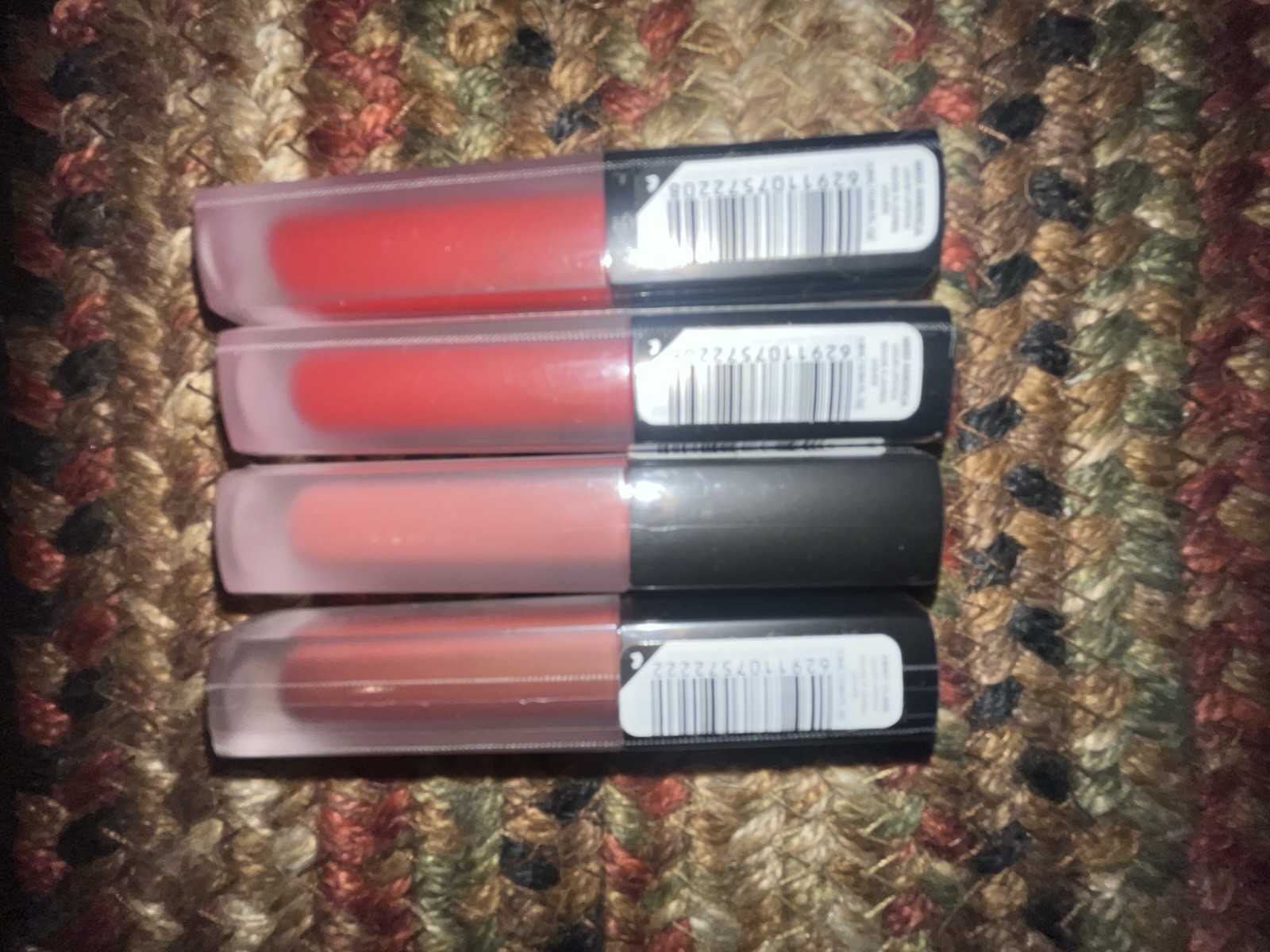 HUDA BEAUTY-LIQUID MATTE LIP STICK-BUYER CHOICE OF SHADE-NIP/SEALED