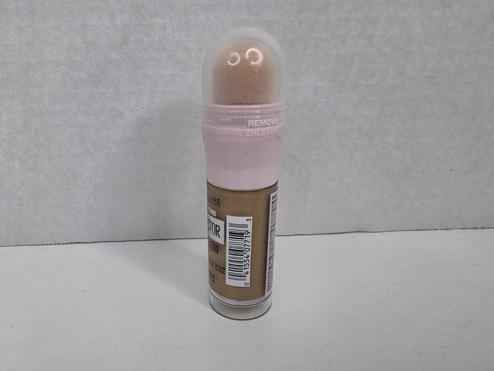 Maybelline Instant Age Rewind Perfector 4-In-1 Glow Makeup 1.5 Light Medium New