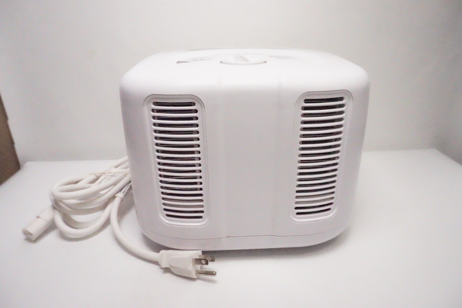 Chilipad Cube CP-CUBE Cooling Heating Sleep System Pump Unit/ Power Cord/Remote
