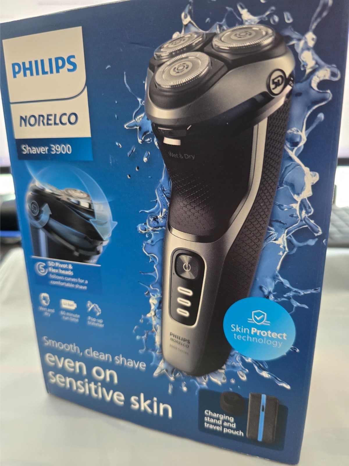 Philips Norelco Shaver 3900 Series, Wet and Dry Electric Shaver