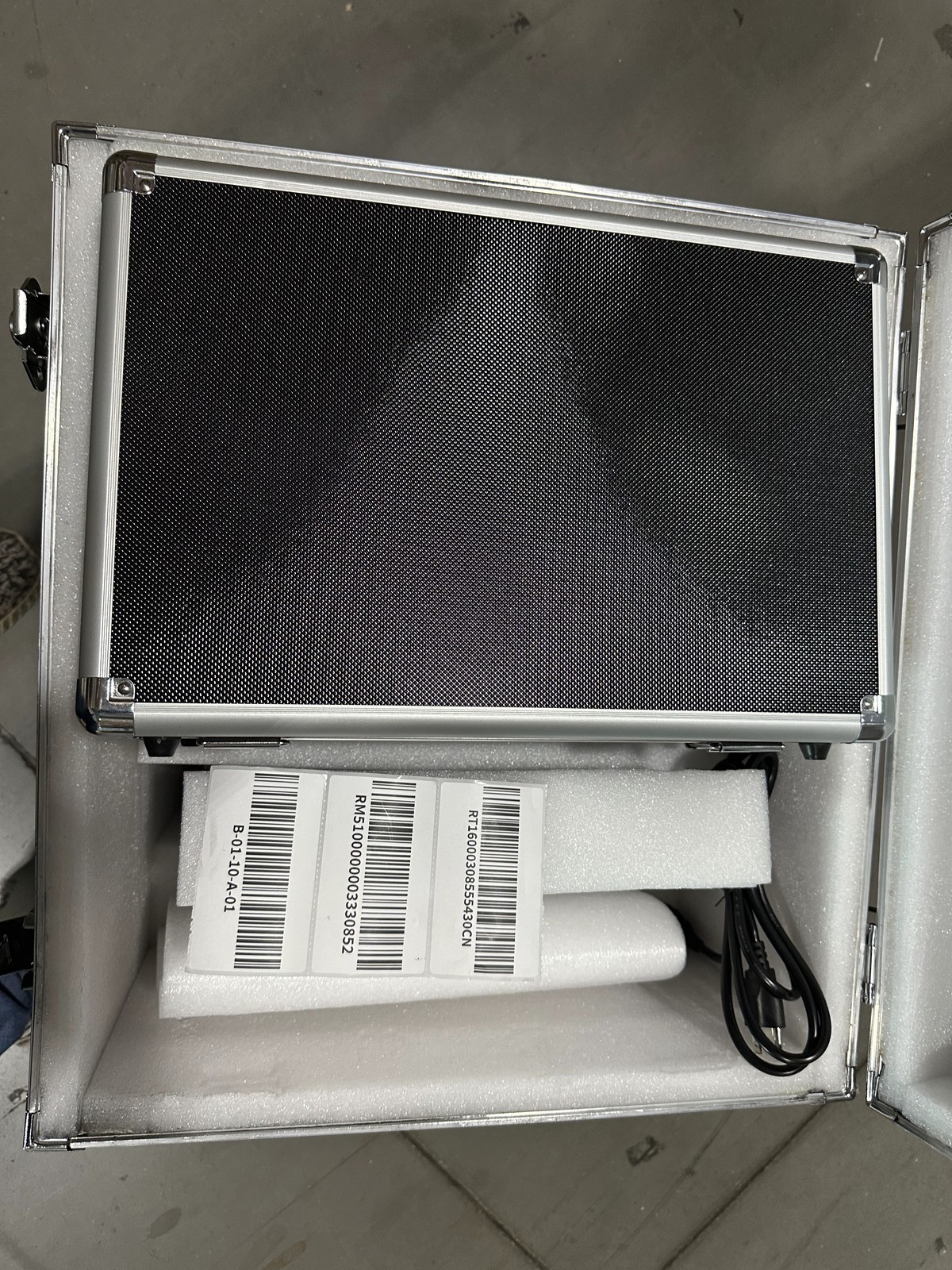 USED Focused Shockwave Therapy Machine Pain Relief Physical Therapy —97% Fresh