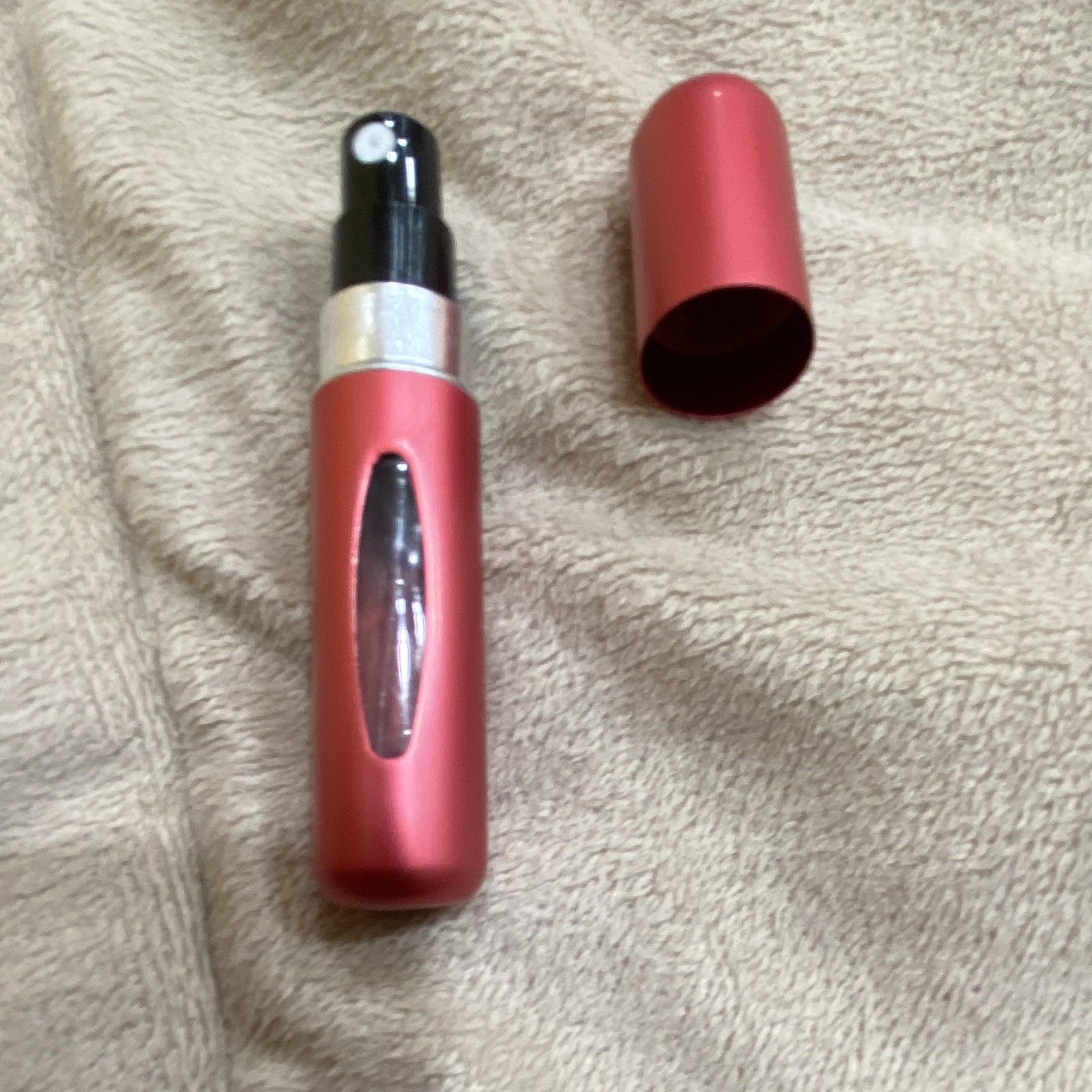 Refillable Reusable Travel Mist Spray Bottle 0.2 fl oz Red Plastic/Aluminum