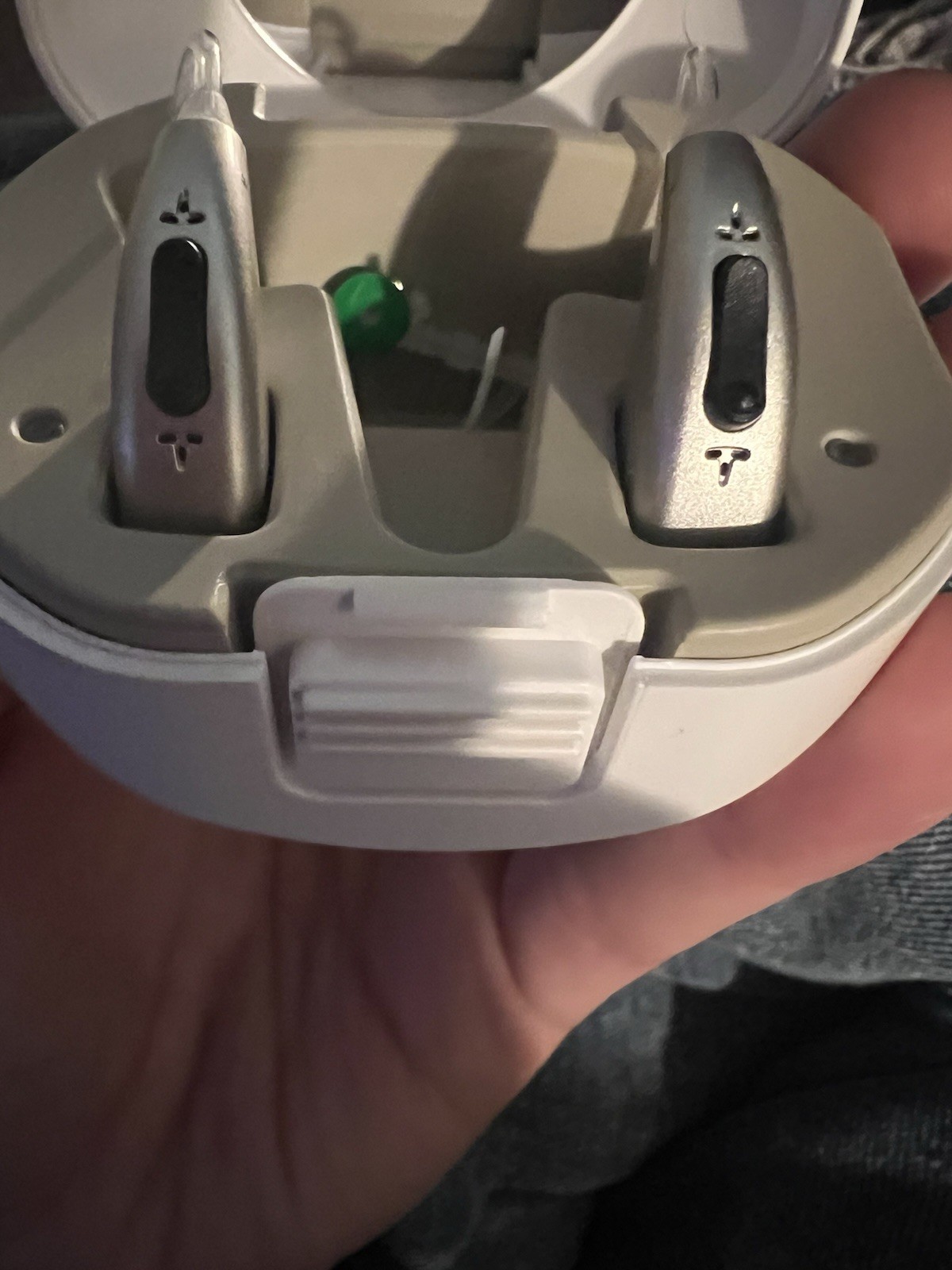 Hearing Aid Dryer Charging Case DB190201 Rechargeable USB-C 5V White Universal
