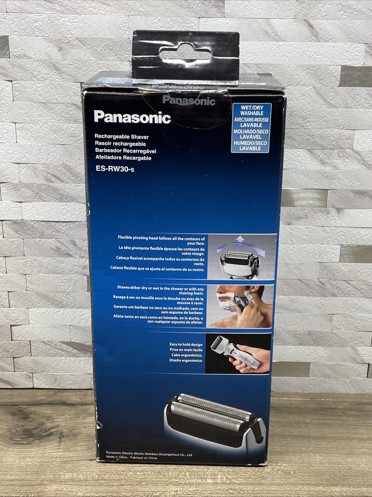 Panasonic Twin 2 Blade Wet/Dry Rechargeable Silver ES-RW30-S New Factory Sealed