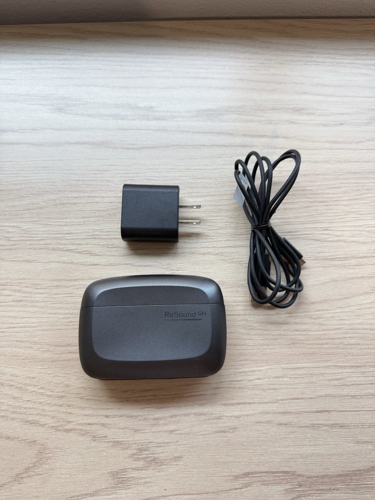 Resound GN Hearing Aids – Model C-1 – With Charger