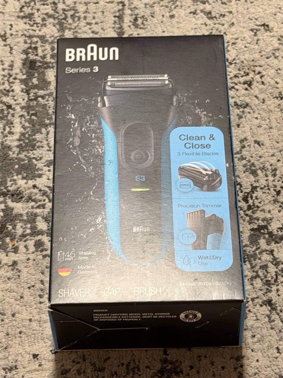 Braun Series 3-3010s Men’s Rechargeable Wet & Dry Electric Foil Shaver