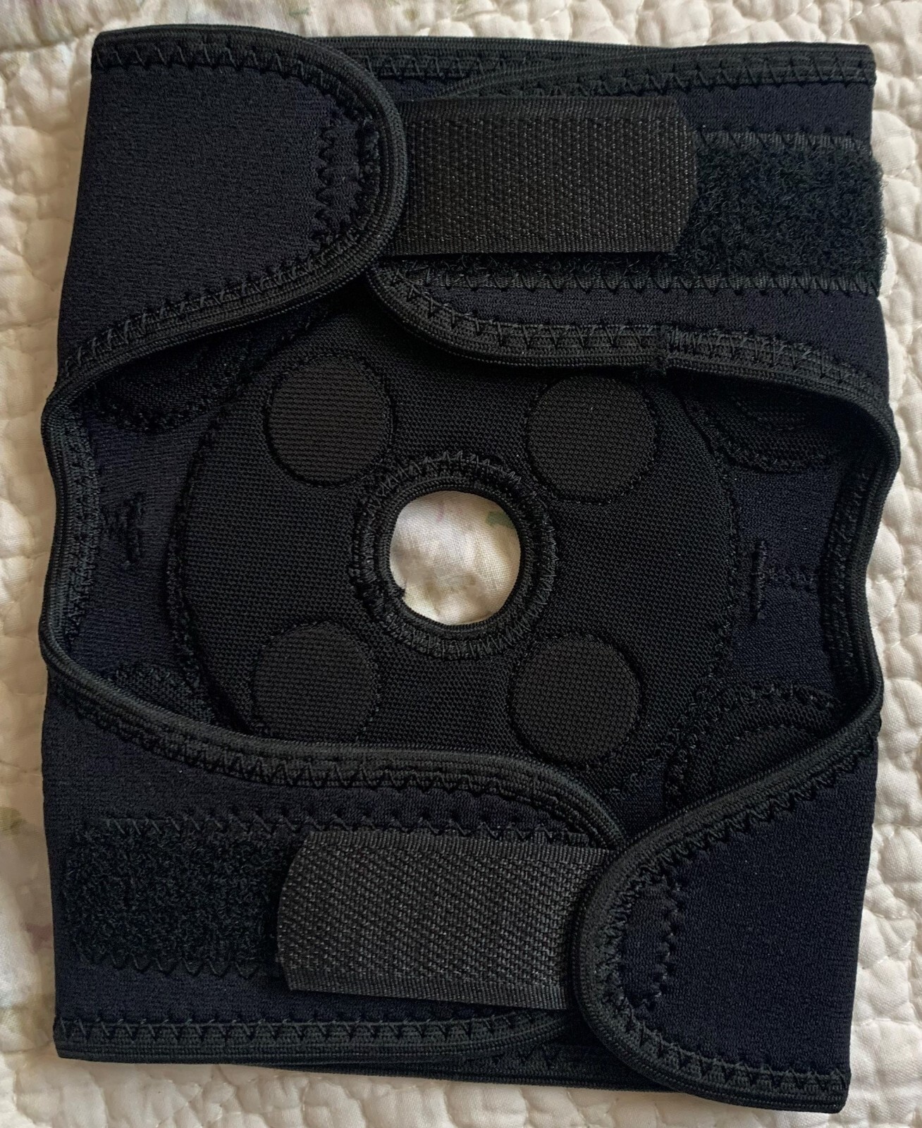 Curves Magnetic Elbow Support