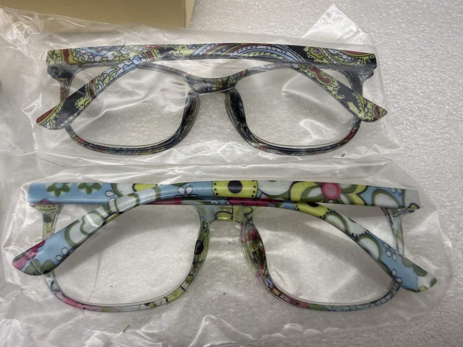Reading Glasses Women HD Clear Blue Light Blocking Driving Readers 4 pcs.