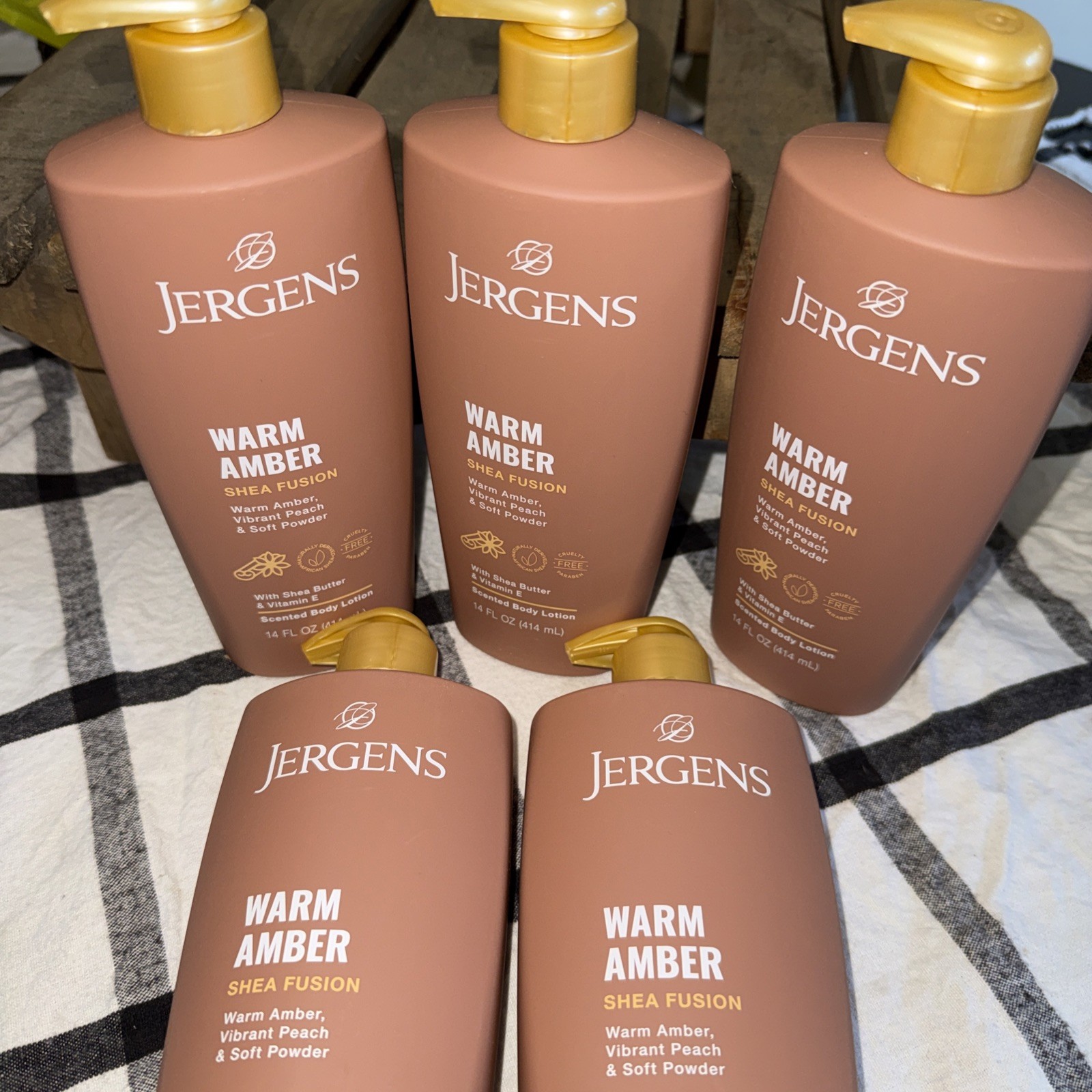 5-Jergens Shea Fusion Warm Amber, Peach & Soft Powder Body Lotion, Moisturizer
