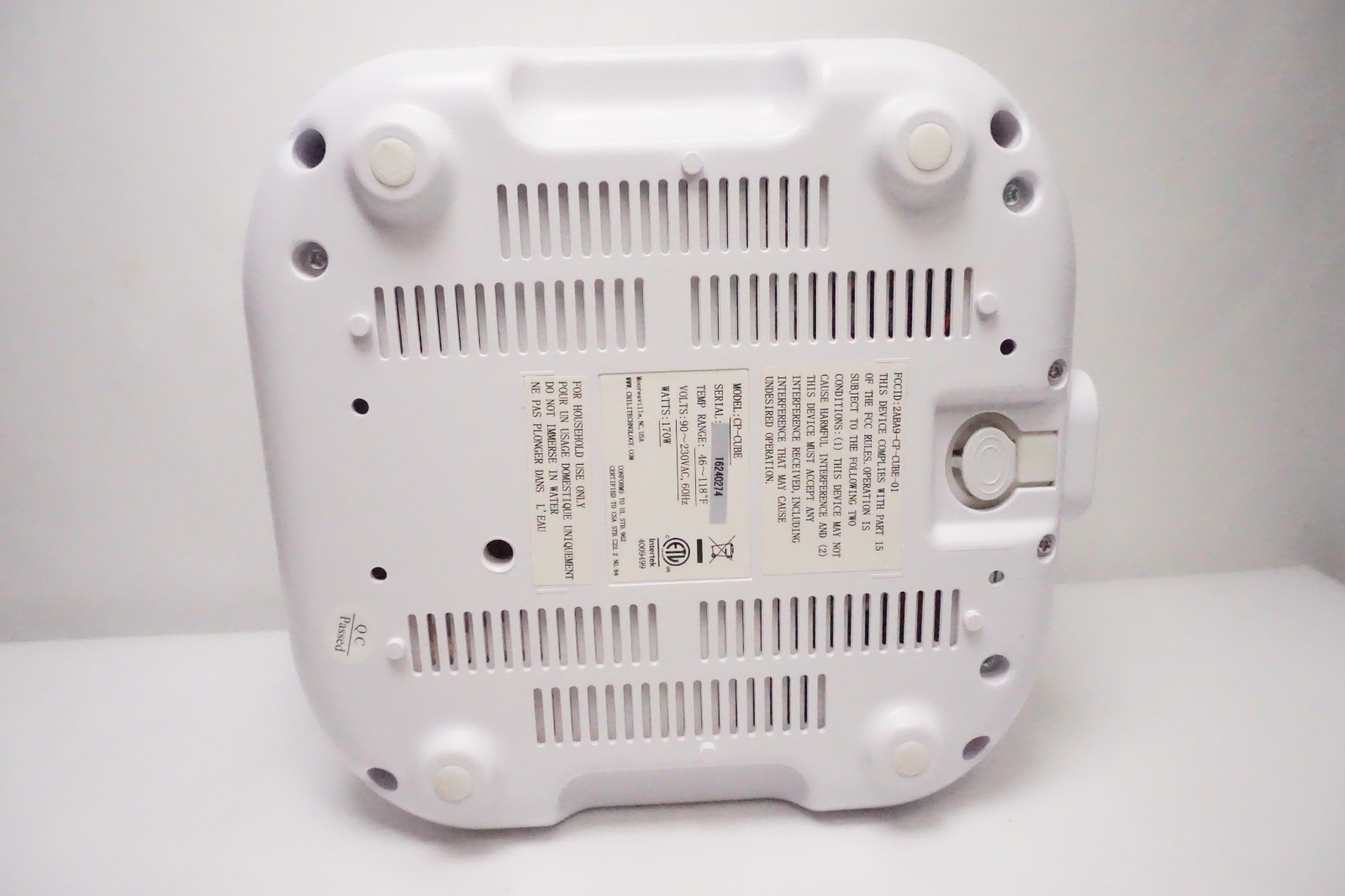 Chilipad Cube CP-CUBE Cooling Heating Sleep System Pump Unit/ Power Cord/Remote