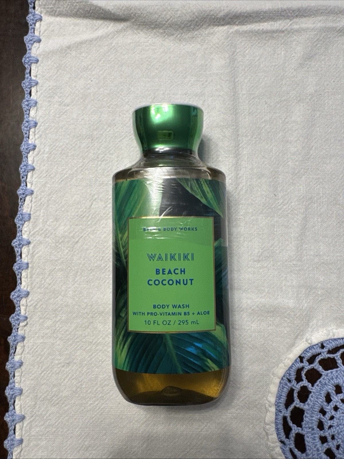 Bath & Body Works Waikiki Beach Coconut Body Wash 10 fl oz Sulfate-Free