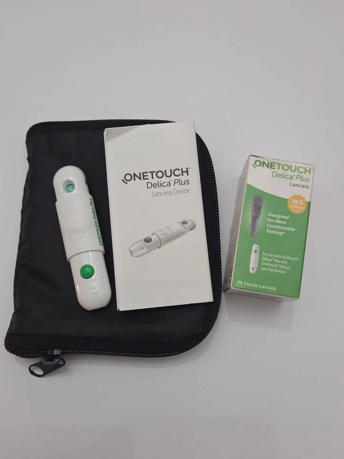OneTouch Delica Plus Lancing Device + 25 Sterile Lancets + Zippered Case