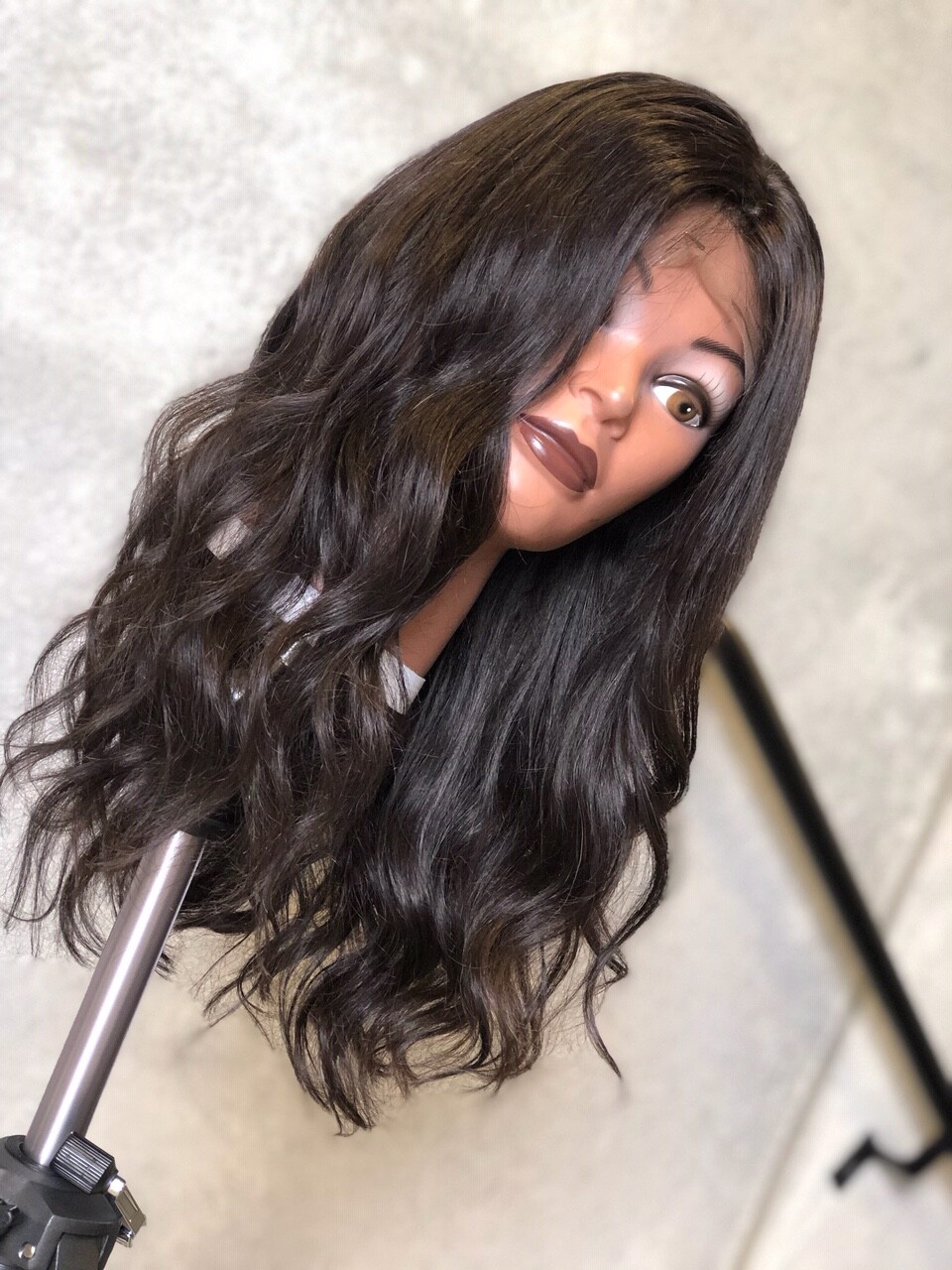 772 Glam 18” Human Hair Wig Unit