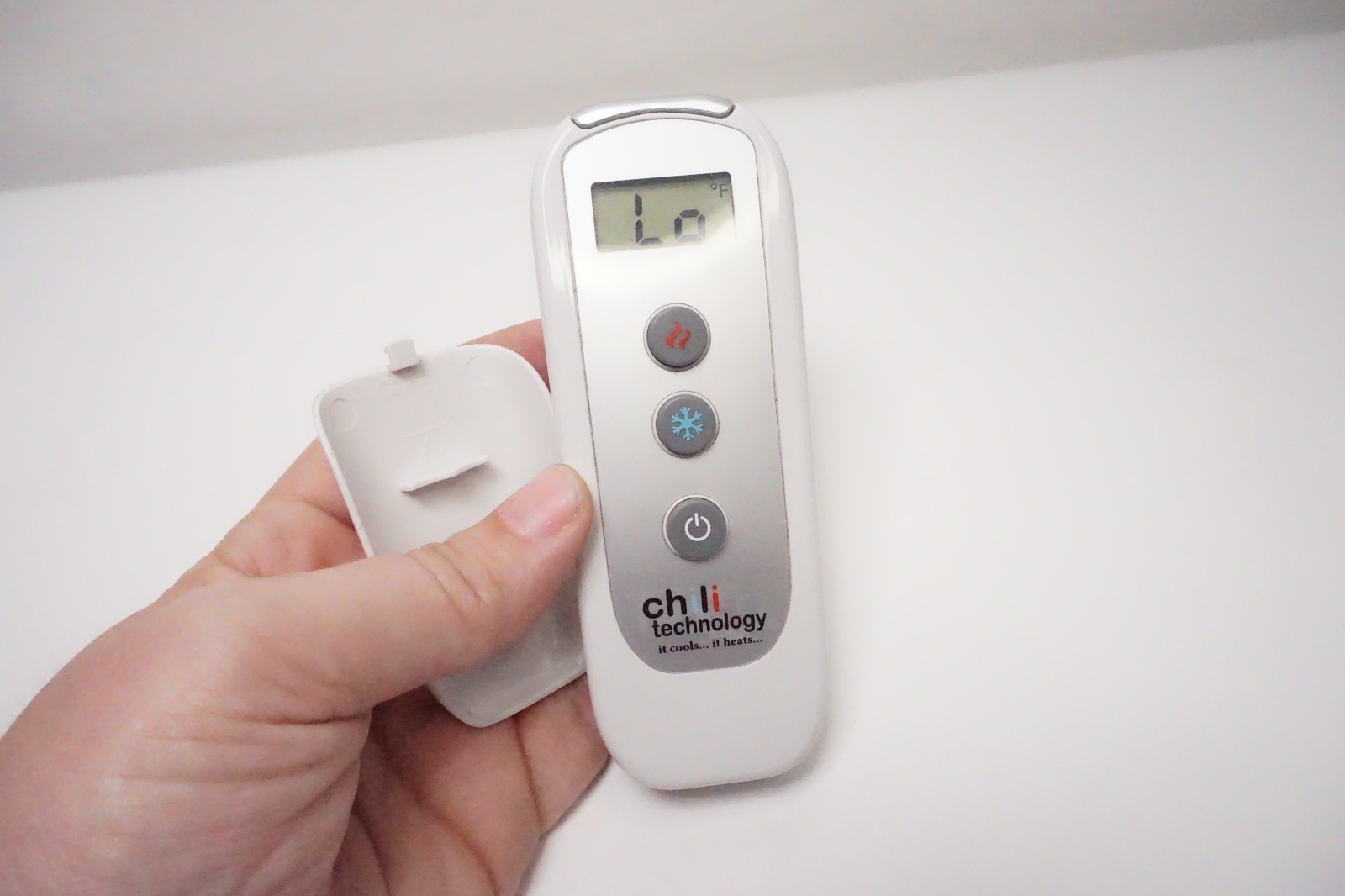 Chilipad Cube CP-CUBE Cooling Heating Sleep System Pump Unit/ Power Cord/Remote