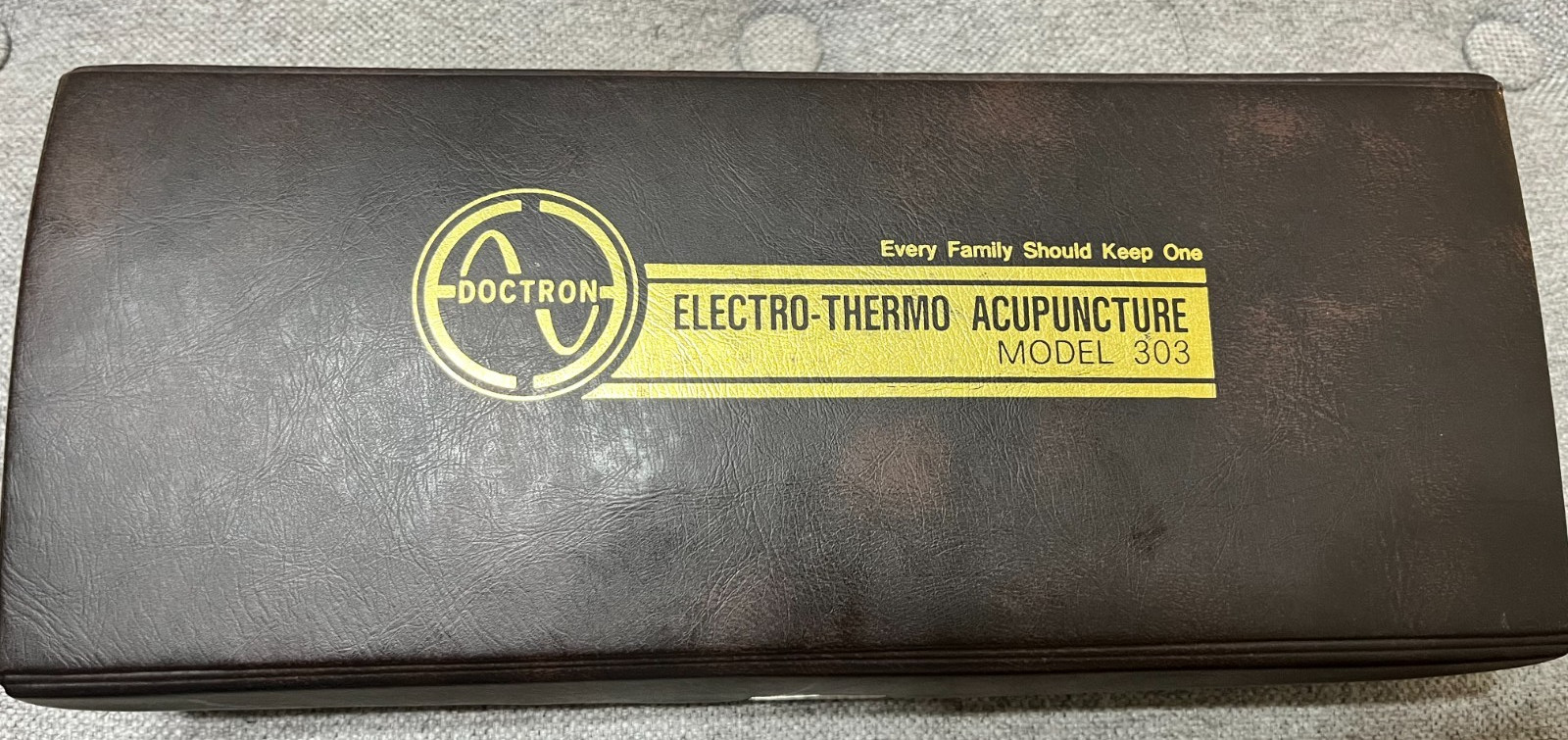 Doctron Electro-Thermo Acupuncture Model 303 – Excellent/Working!