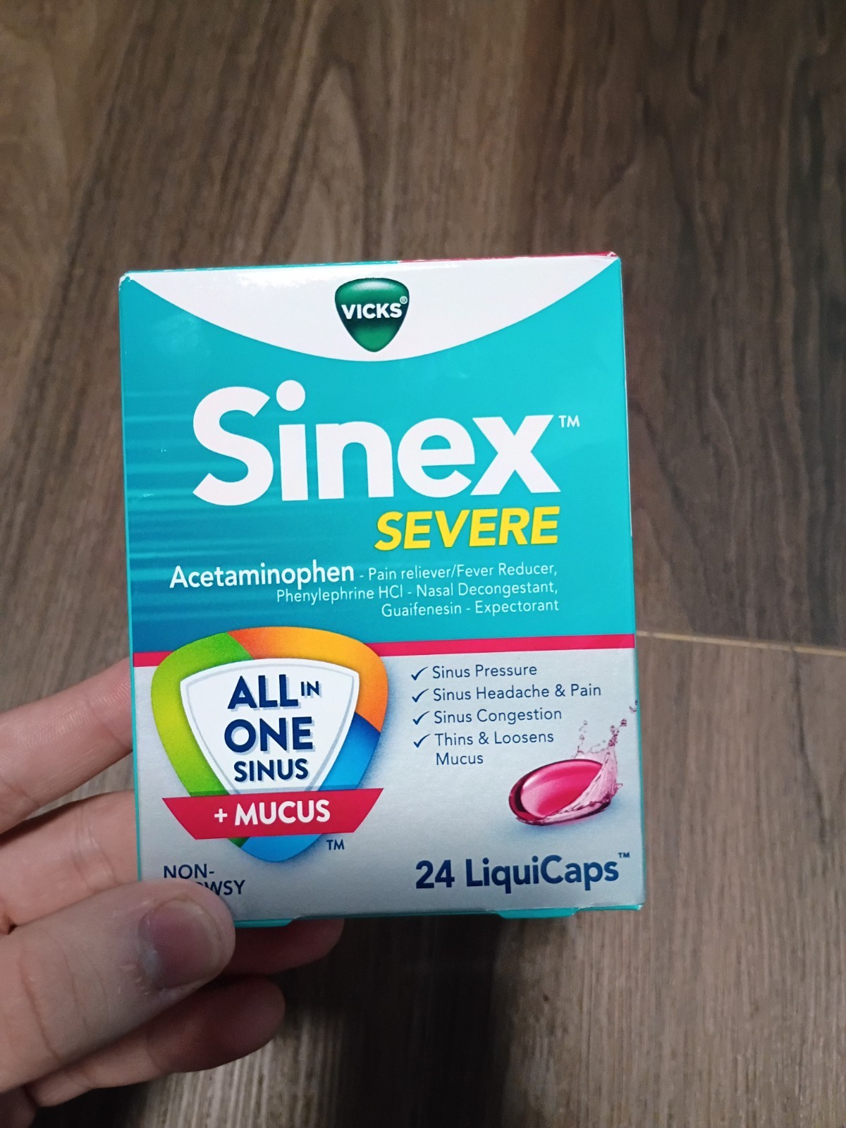 Vicks Sinex SEVERE All-In-One Sinus MUCUS, Pressure, Congestion, LiquiCaps 24 Ct