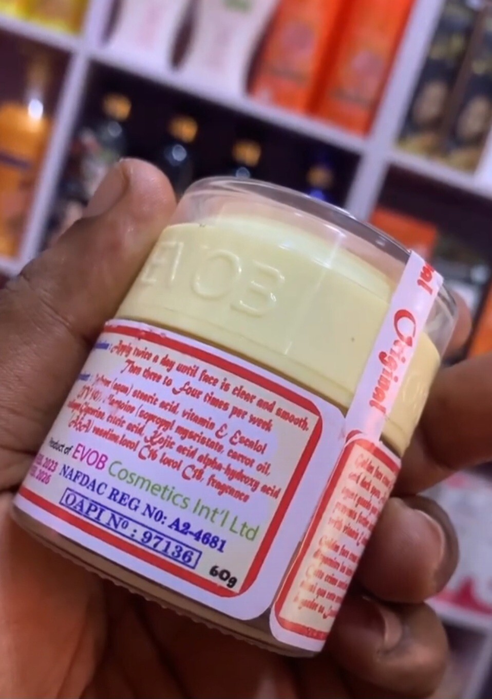 Authentic Golden Face Cream with Vit E & sunscreen (Buyer Beware of Fake)