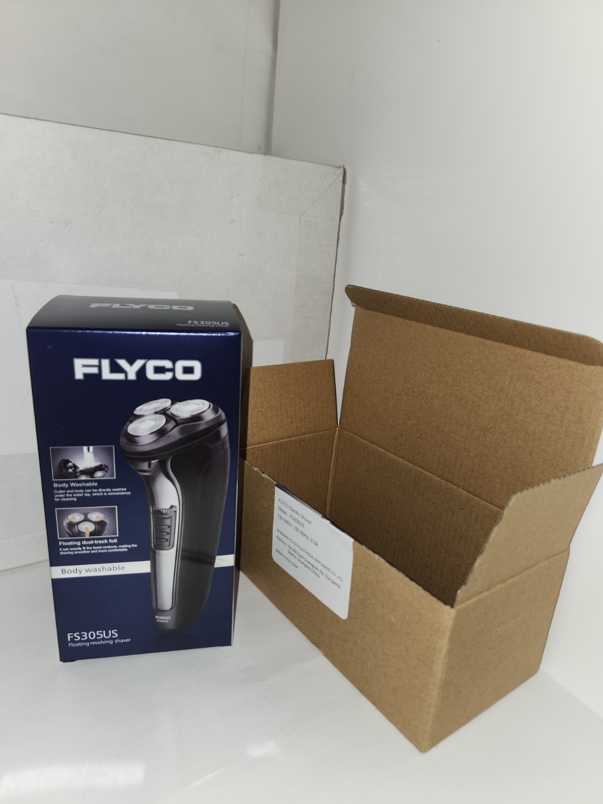 New Flyco FS305US Floating Revolving Rechargeable Electric Shaver Body washable