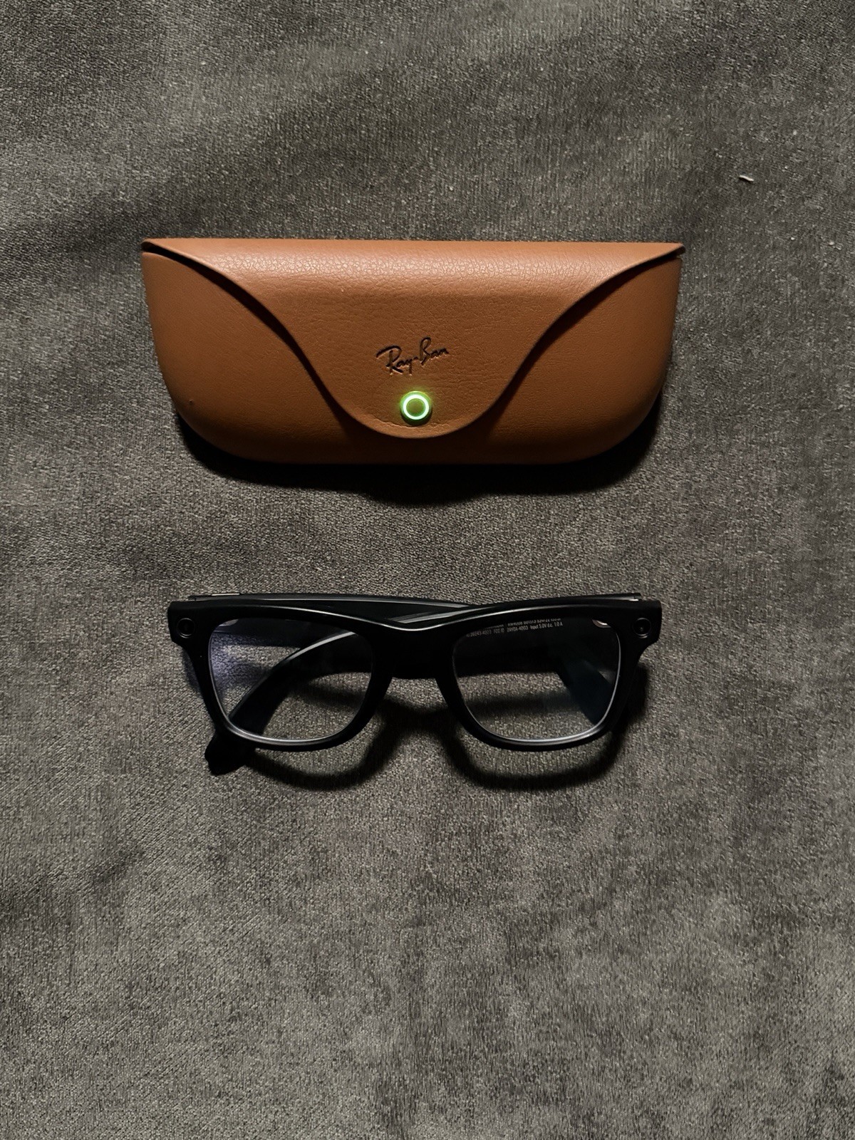 Ray-Ban Brown Clamshell Flip Top Case for Glasses Unisex Adult