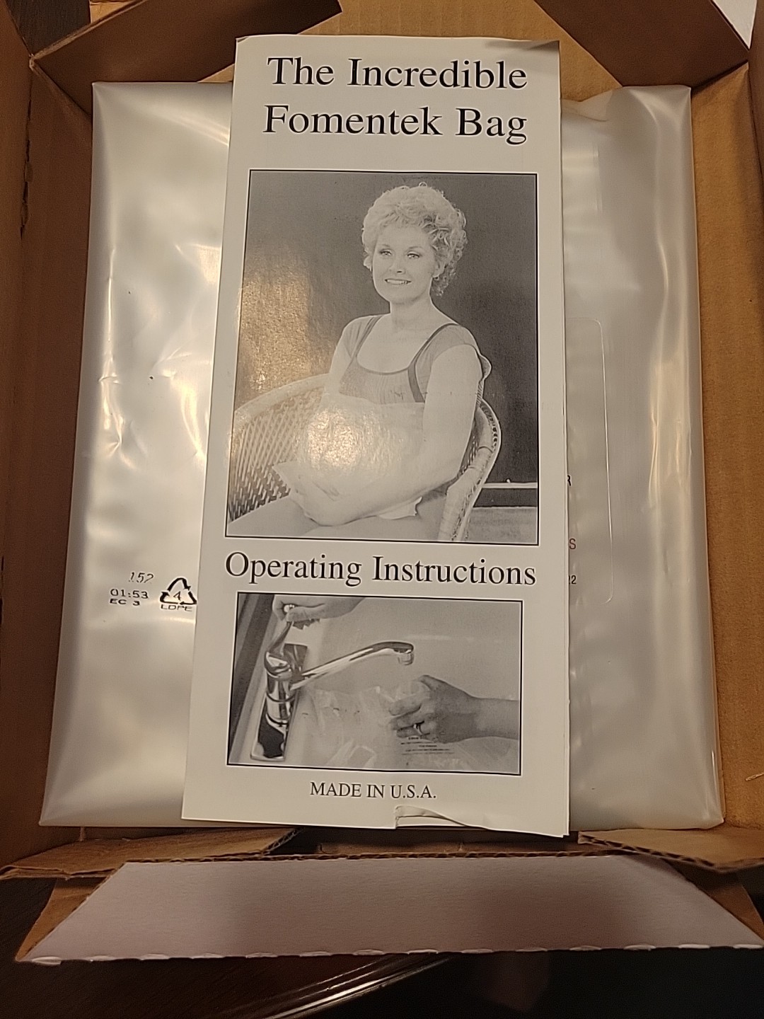 RARE – Large Fomentek Hot & Cold Water Bag – 18′ X 24′ – NEVER USED – EXCELLENT