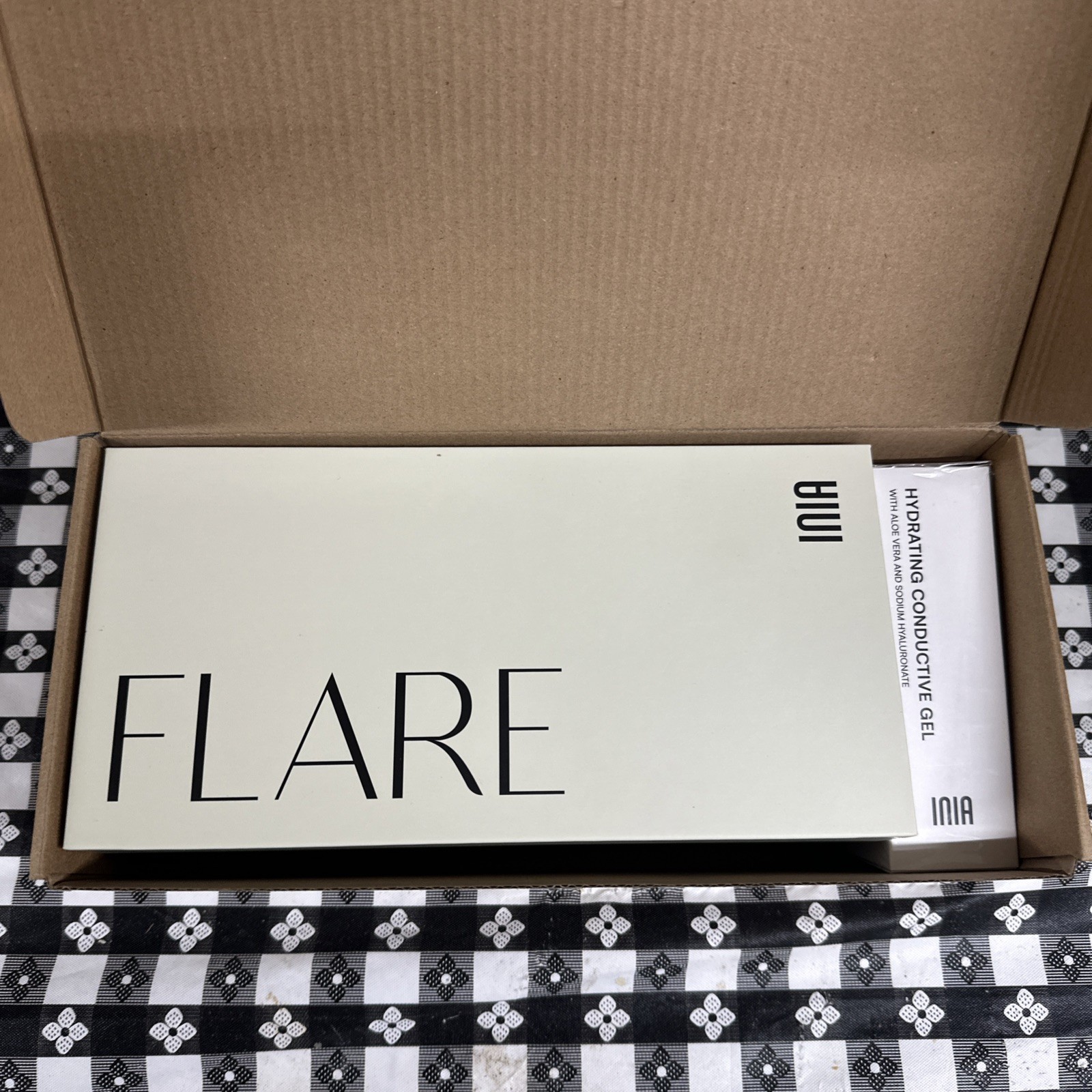 INIA Flare Skin Rejuvenation Beauty Microcurrent Facial Device IN-BD001-Open Box