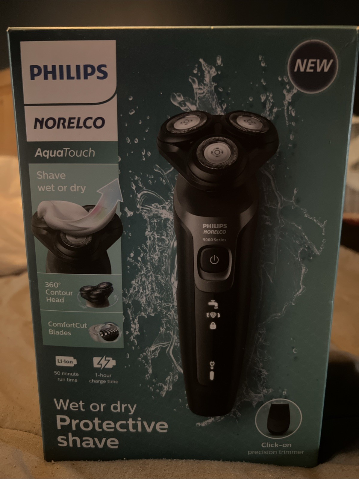 Philips Norelco Aqua Touch Protective Shaver Series 5000 Wet and Dry