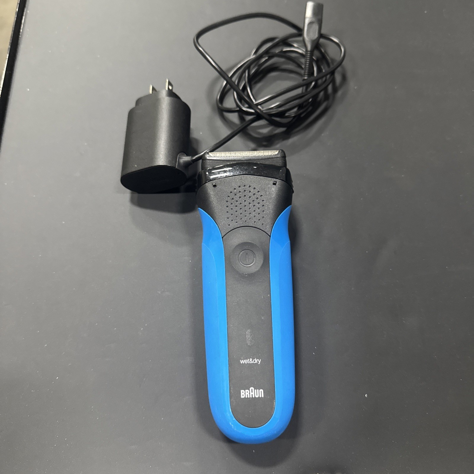 Braun Wet & Dry Electric Shaver #5409 Wireless w/charging Cable Tested/Works