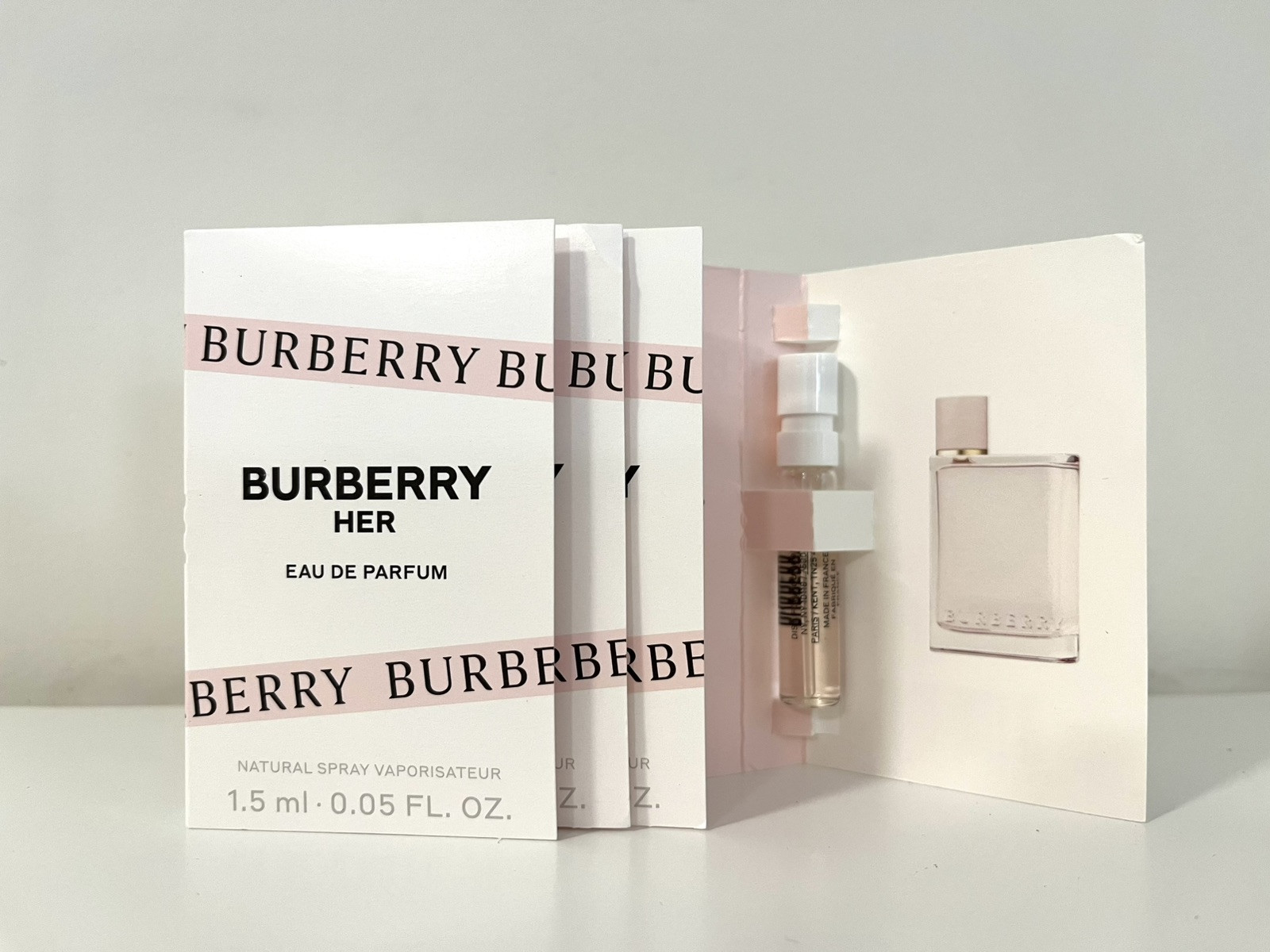 Burberry Her Perfume Sample Size (4pcs)