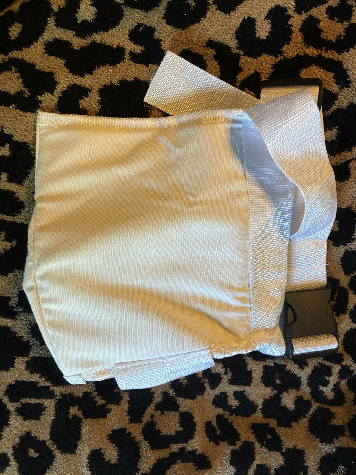 White Adjustable Arm Brace Strap Size L for Compression Support