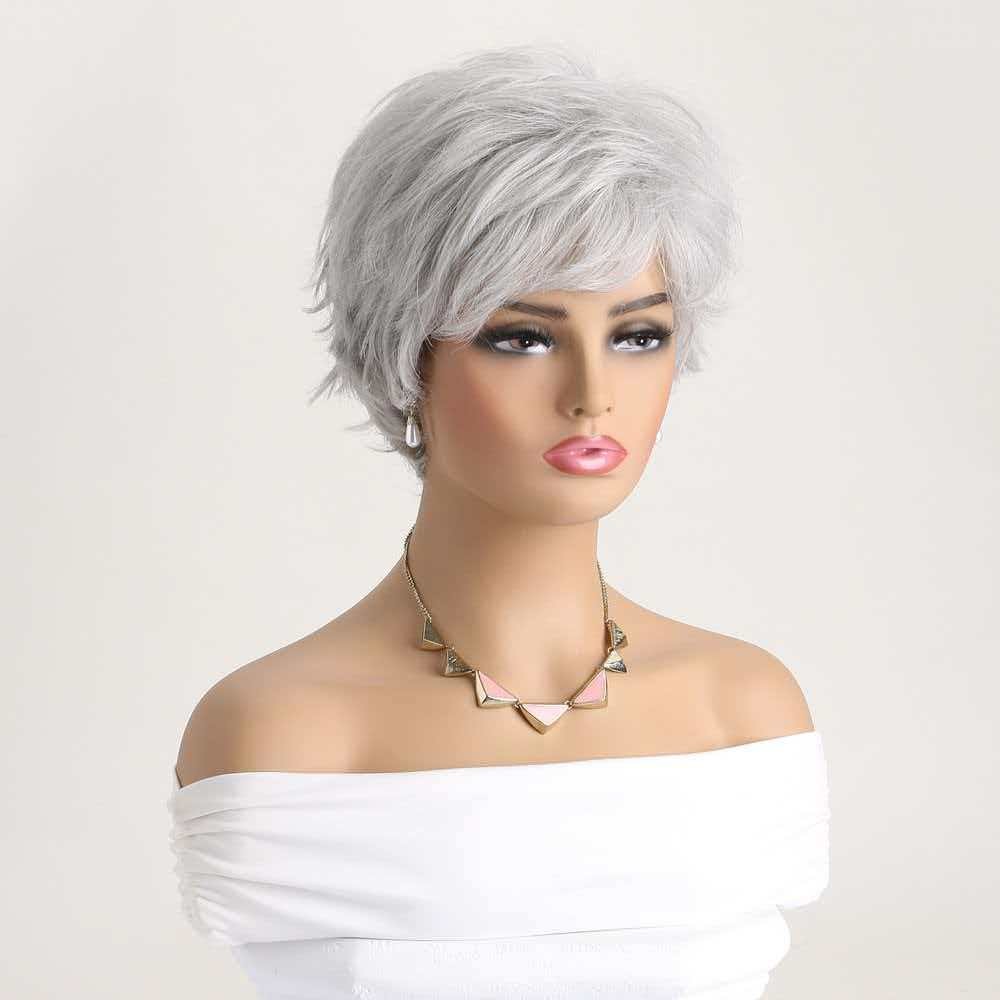 Silver Gray Wig for Women Ombre Natural Short Cosplay Full Wig Heat Resistant