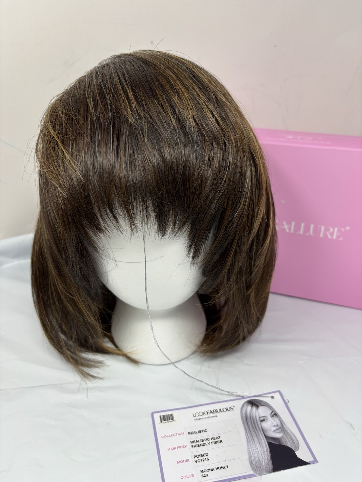 Tressallure REALISTIC Poised Vc1215 Mocha Honey 829 Bob New