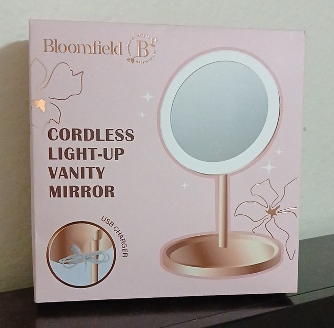 Bloomfield Cordless LED Lighted Vanity Mirror, USB Charging, Pink 7in Round