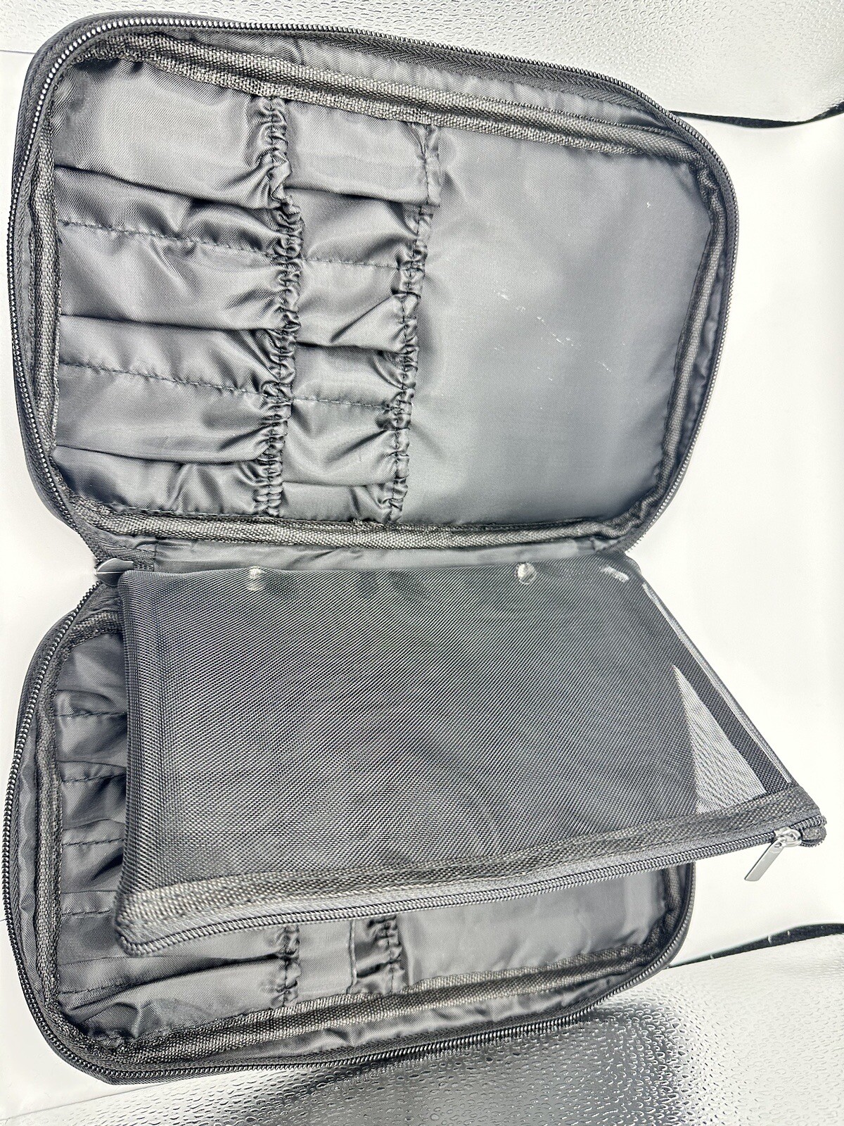 Makeup Brush Portable Bag Storage with Zipper-21 Slots-Free for buyer who bought