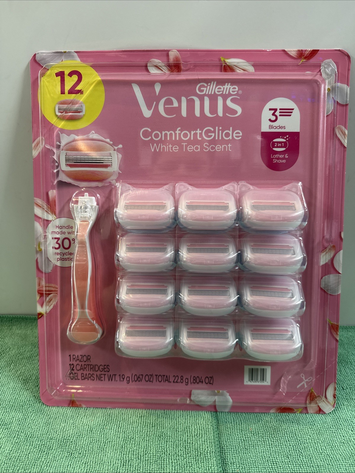 NEW Gillette Venus Comfortglide White Tea 1 Razor Blades 12 Refill Cartridges