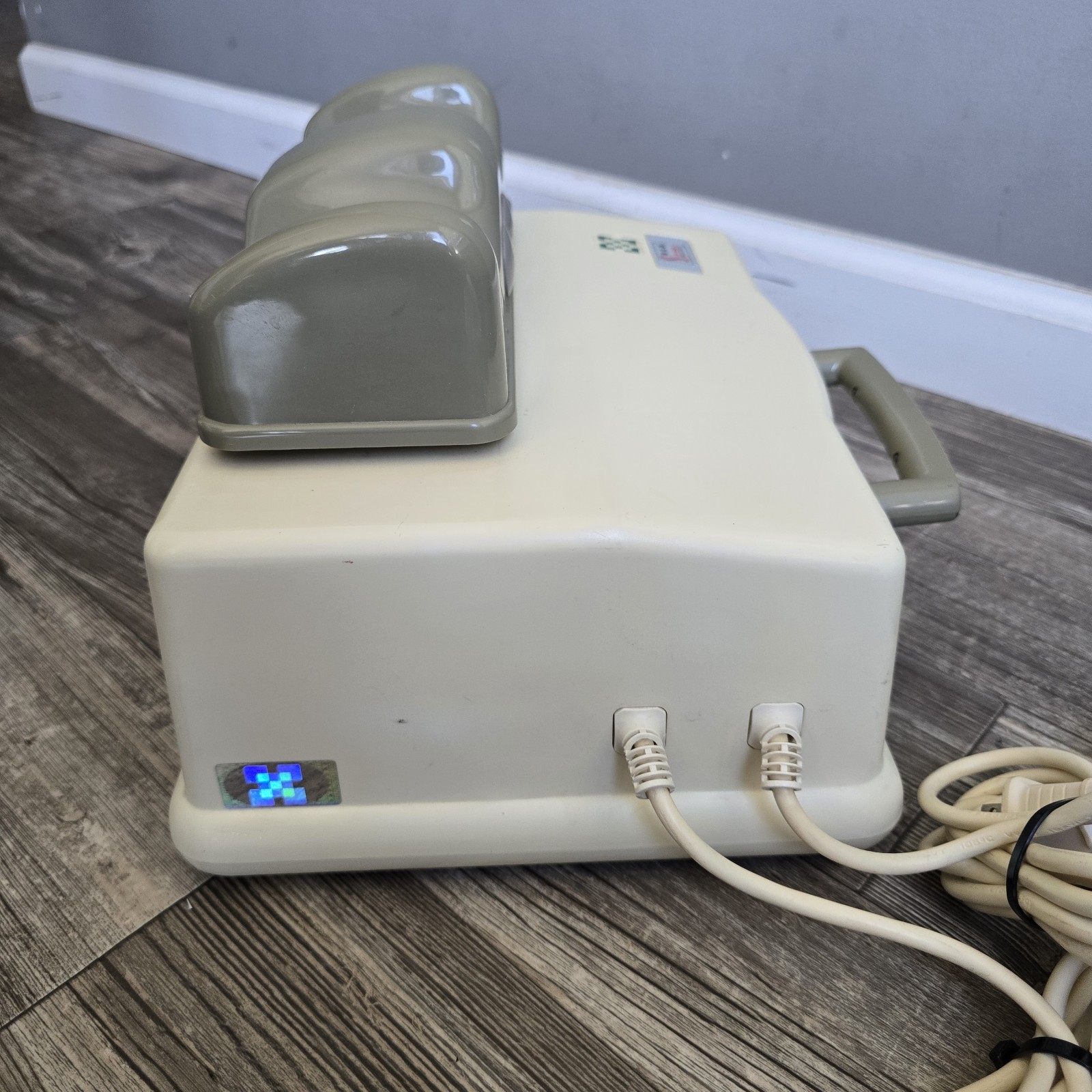 Sun Ancon SDM-323 Chi Machine Vibrating Massager Corded Electric for Legs, Feet