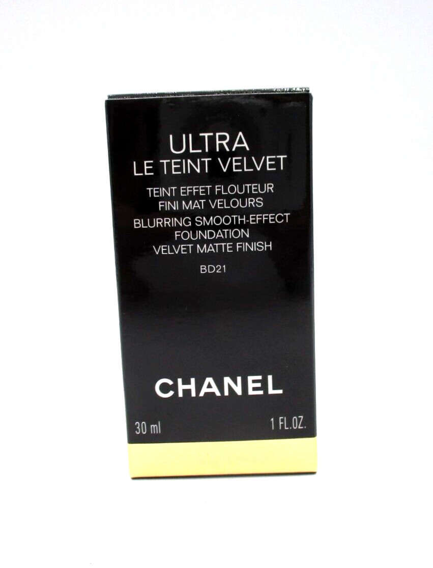Chanel Ultra Blurring Smooth Effect Foundation Velvet Matte Finish BD21 1 oz